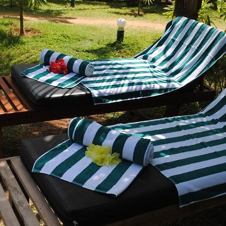 Peacock Land Hotell Tangalle Eksteriør bilde