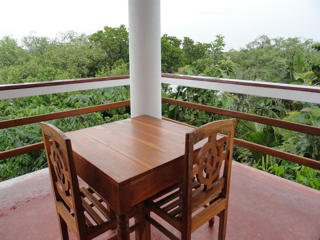 Peacock Land Hotell Tangalle Eksteriør bilde