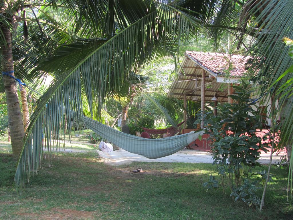 Peacock Land Hotell Tangalle Eksteriør bilde