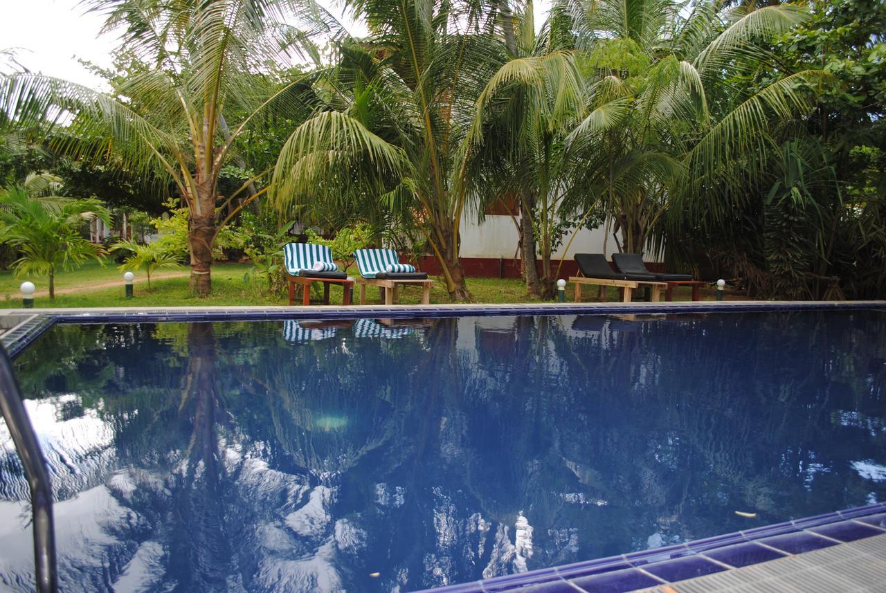 Peacock Land Hotell Tangalle Eksteriør bilde