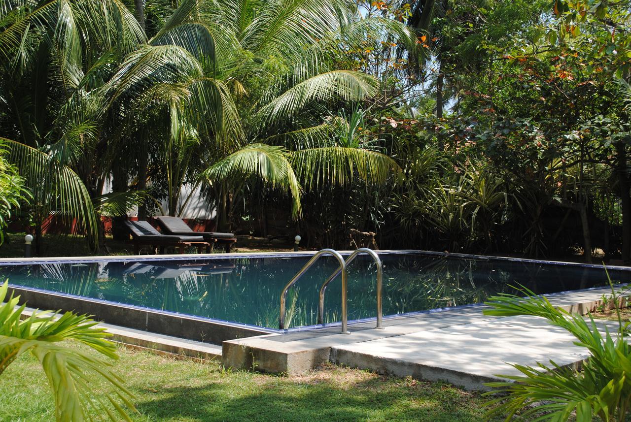 Peacock Land Hotell Tangalle Eksteriør bilde
