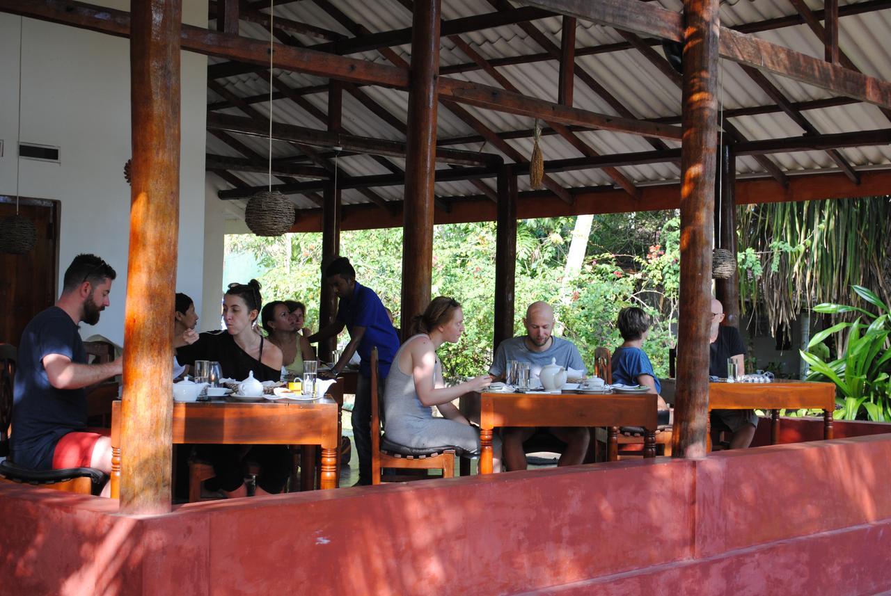 Peacock Land Hotell Tangalle Eksteriør bilde
